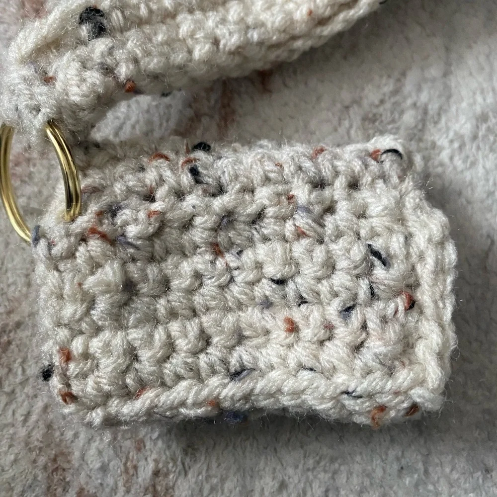 Crochet AirPods Case – Boho Wristlet Pouch with Mandala Button